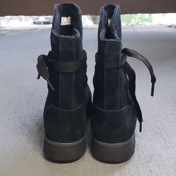 Blue Timberland 'Leighland' Pull-on Boots - 9 - Picture 10 of 11